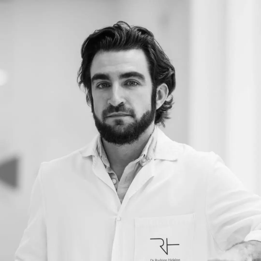 Dr. Rodrigo Hidalgo Bilbao, especialista en cirugía ortopédica y traumatología en Mugisalud Bilbao